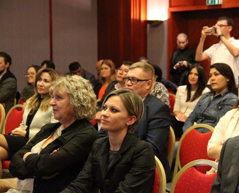 Птичий грипп, защита животных и домашние тираны. Мониторинг итоговых ТВ-программ 21-27 сентября