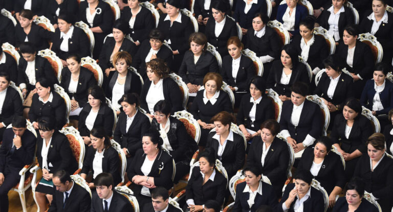 Женщины в медиа Центральной Азии: чем они занимаются и как их воспринимают