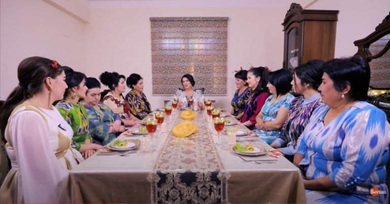 Шоу про келин на узбекском ТВ: жизнь между кухней и столовой