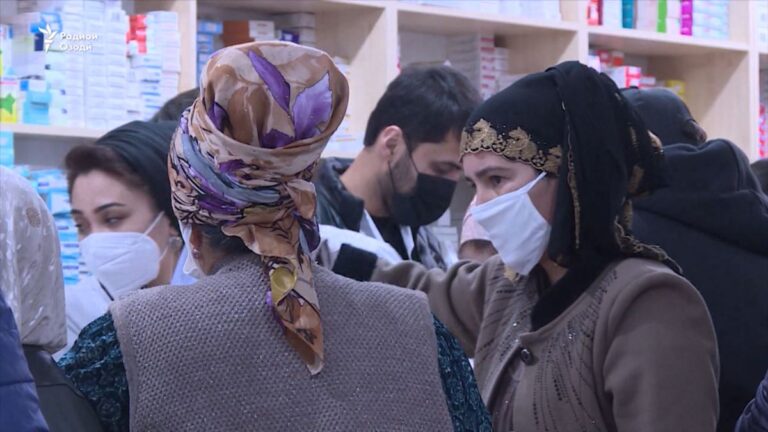 В Таджикистане вируса нет-2: чиновники против журналистов