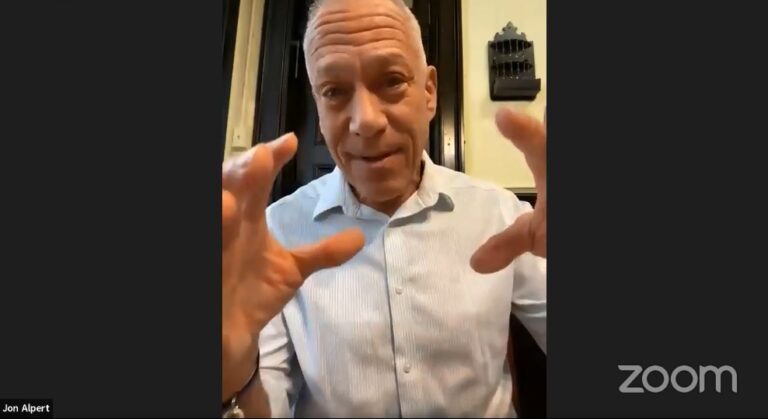 Три ингредиента докфильма от легендарного Джона Алперта. Творческая встреча в Школе документального кино