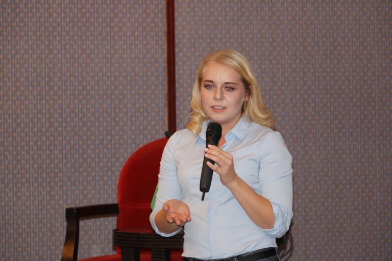 Что и как продает The Steppe?