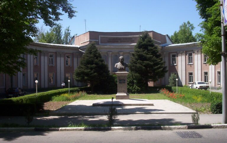 О чём пишут журналисты в Таджикистане, когда пишут о науке