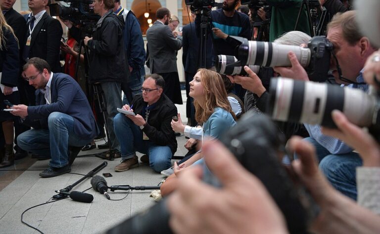 Бесплатный вебинар «Как журналисту защитить себя?»