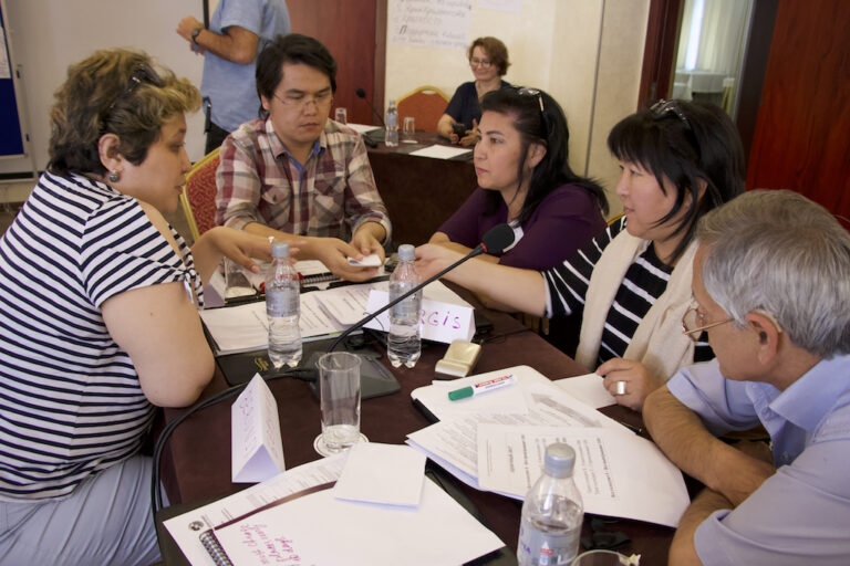 Медиатренеры из стран Центральной Азии повысили свои навыки по освещению конфликто-чувствительных тем