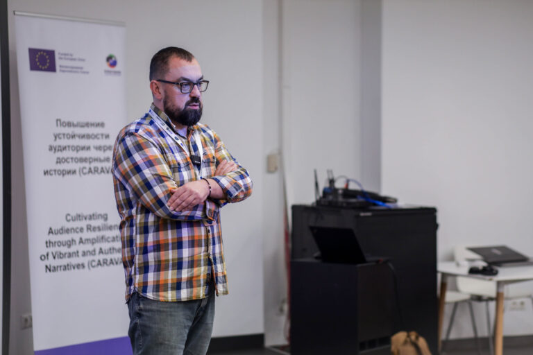 Пять правил общения редакции с ИИ, которые помогут повысить просмотры на сайте